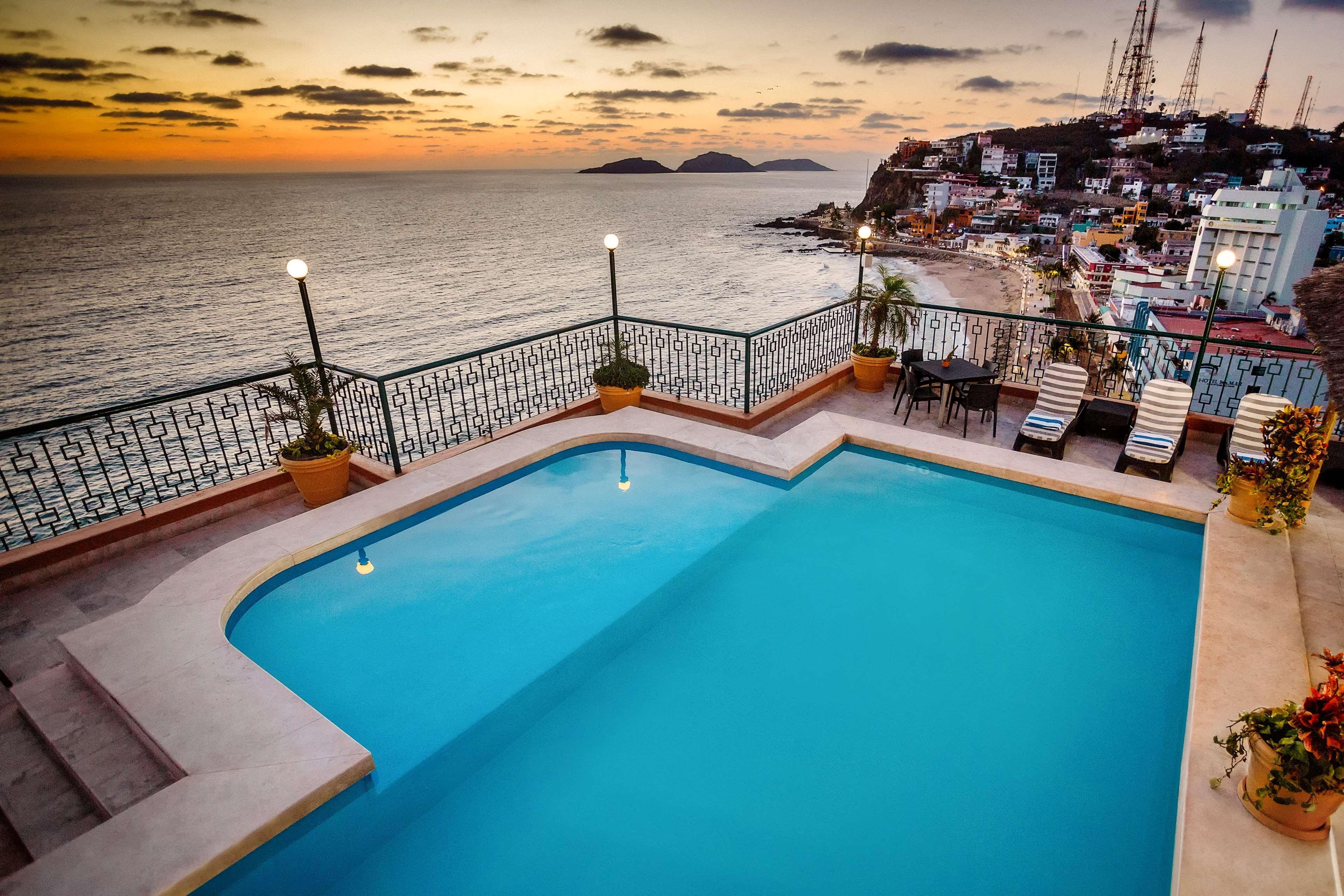 Best Western Posada Freeman Mazatlan Exterior photo