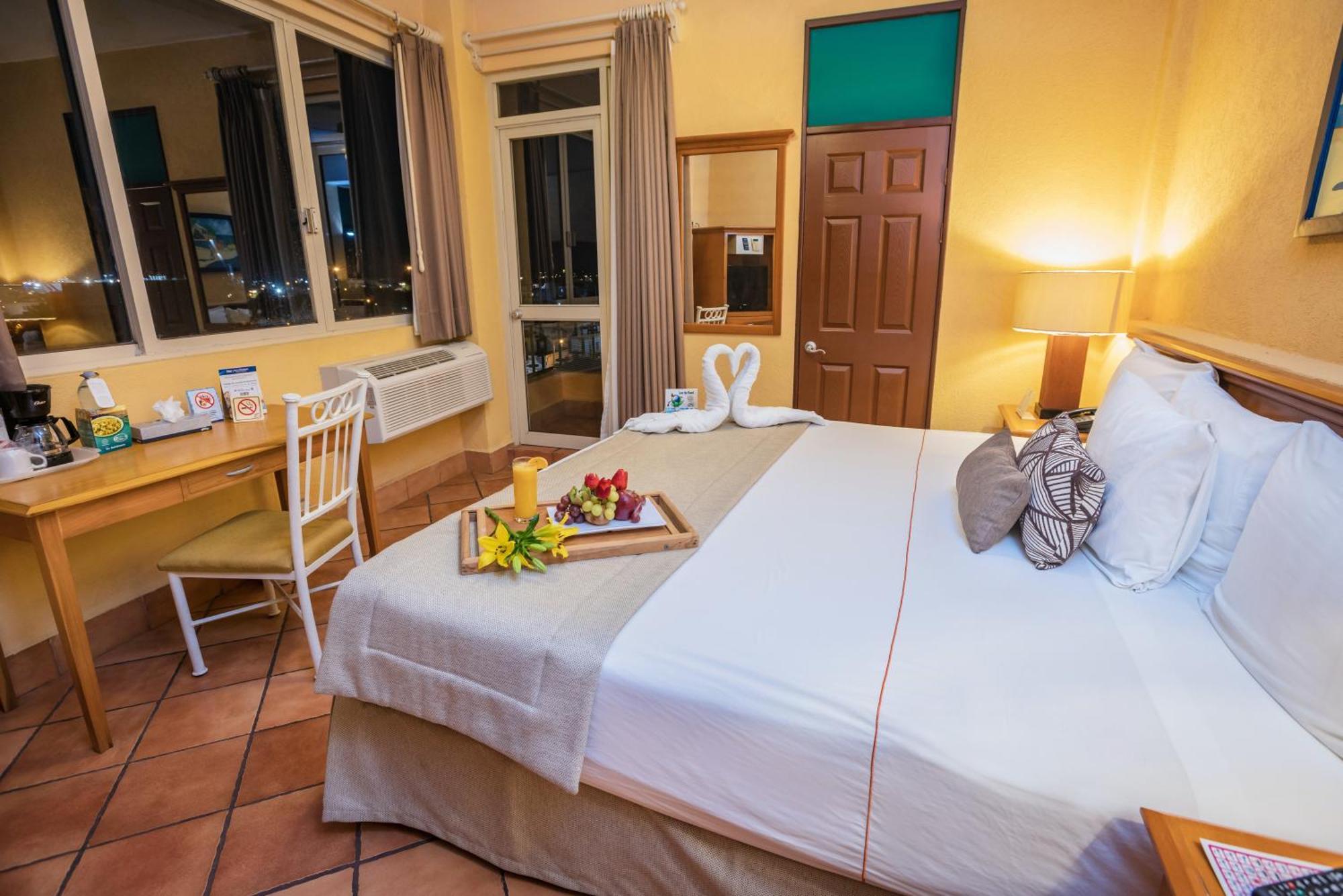 Best Western Posada Freeman Mazatlan Exterior photo