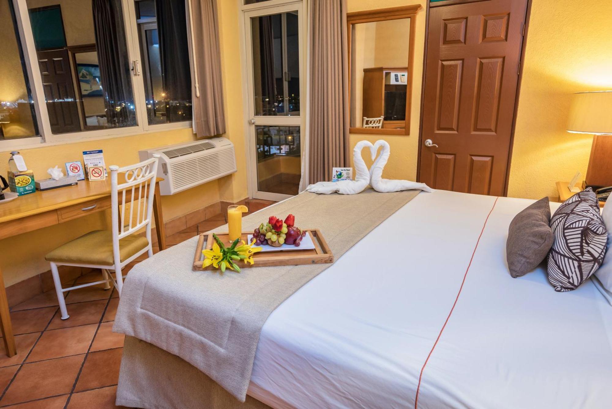 Best Western Posada Freeman Mazatlan Exterior photo