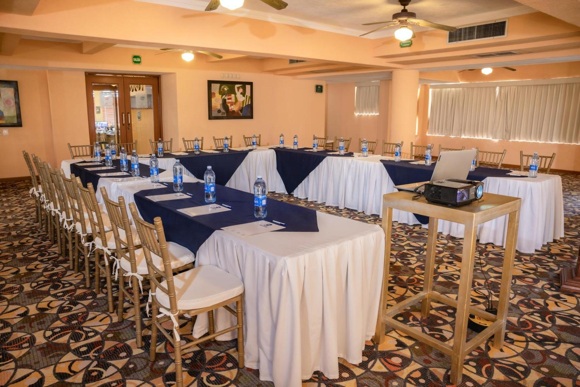 Best Western Posada Freeman Mazatlan Exterior photo