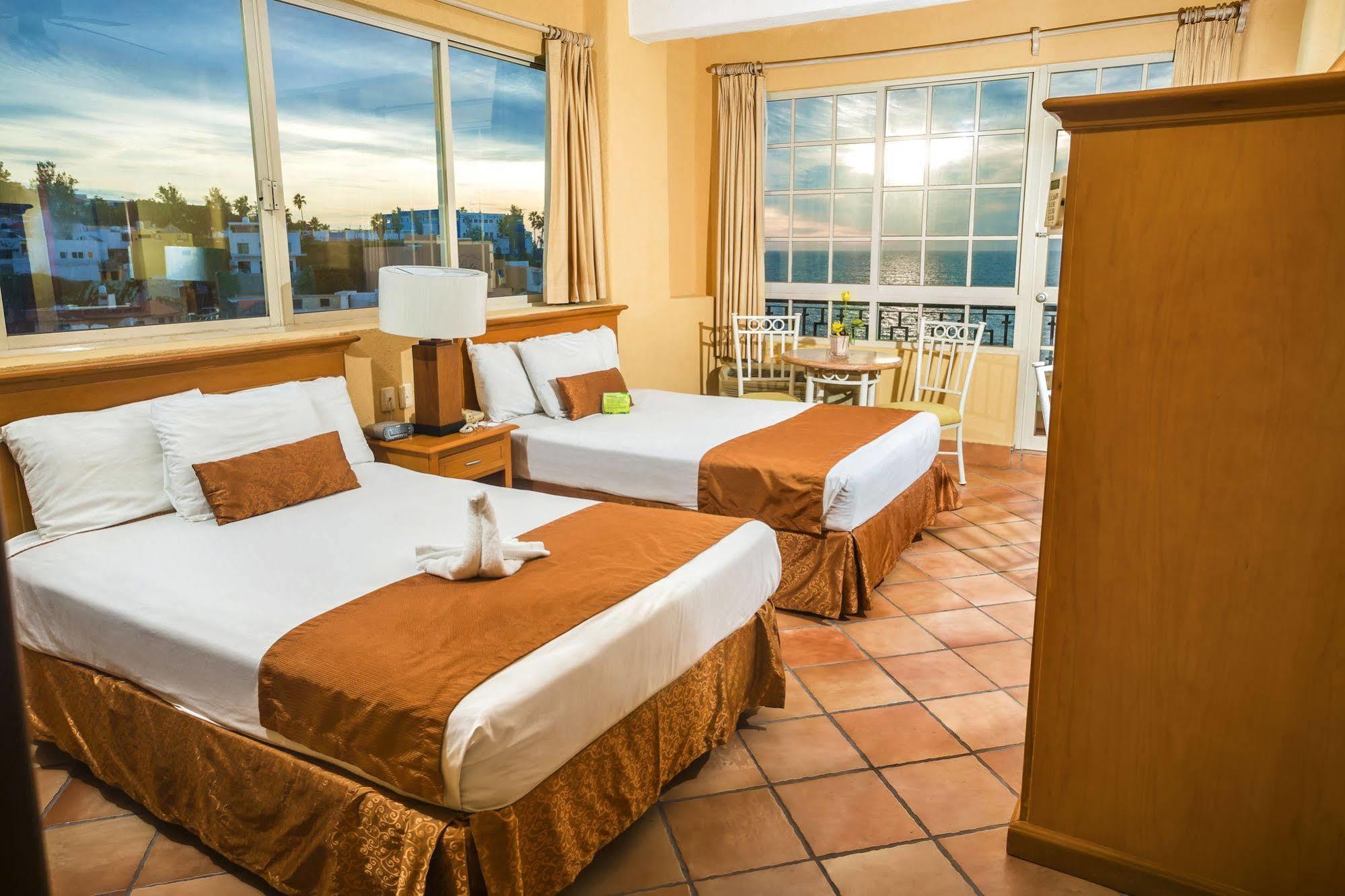 Best Western Posada Freeman Mazatlan Exterior photo