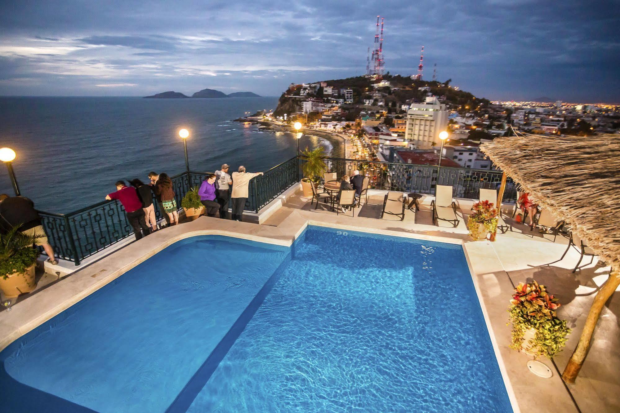Best Western Posada Freeman Mazatlan Exterior photo